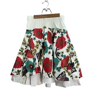 6 Degrees White and Red Floral Skirt Size Small